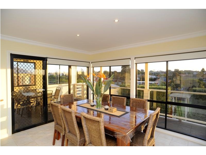 16 Washington Gardens, Leopold VIC 3224