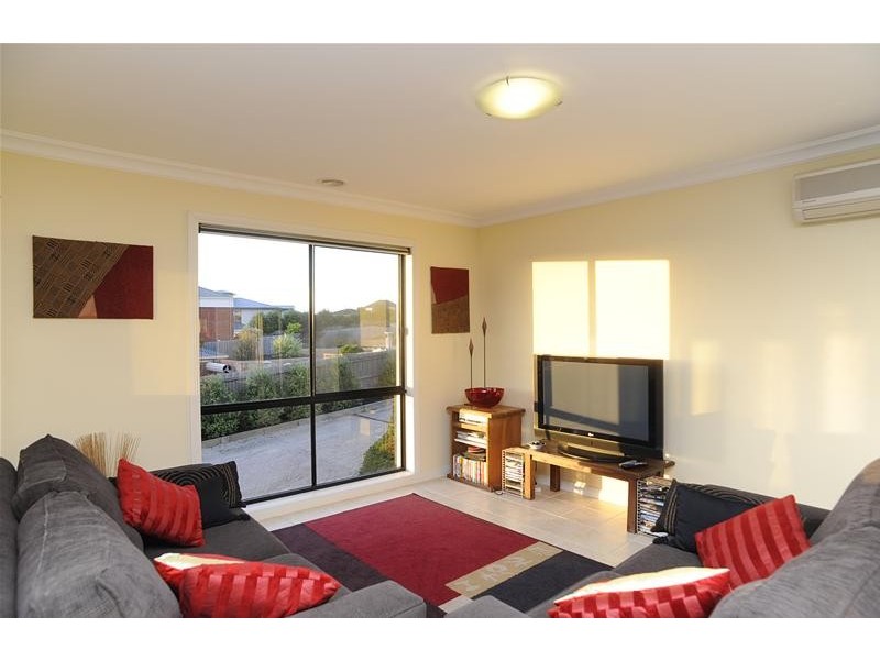 16 Washington Gardens, Leopold VIC 3224