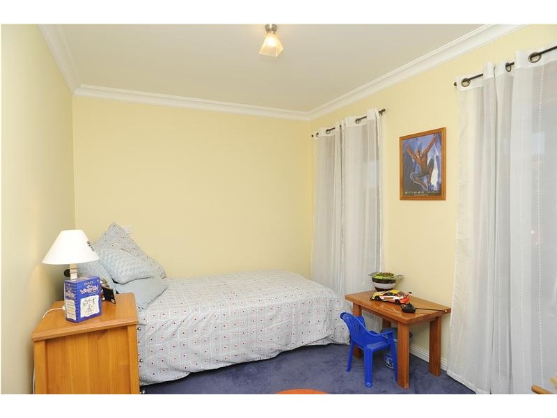 16 Washington Gardens, Leopold VIC 3224