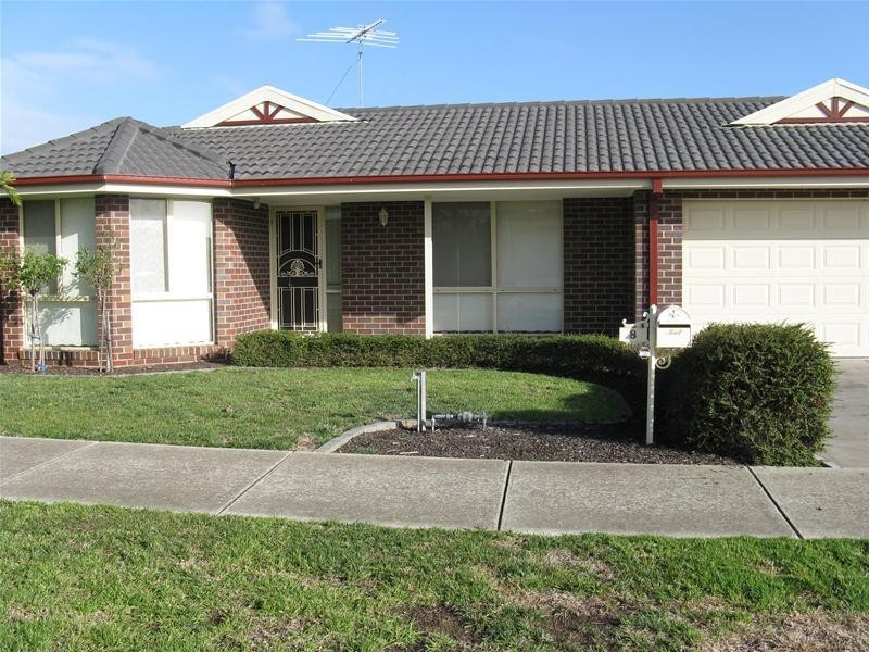 8 Heywood Court, Leopold VIC 3224