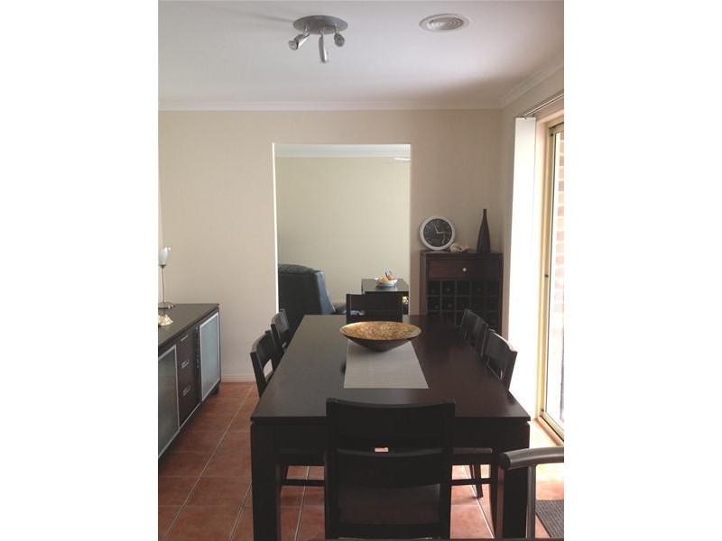 8 Heywood Court, Leopold VIC 3224