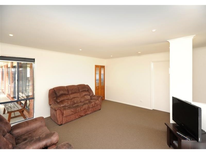 15-17 Fantail Court, Leopold VIC 3224