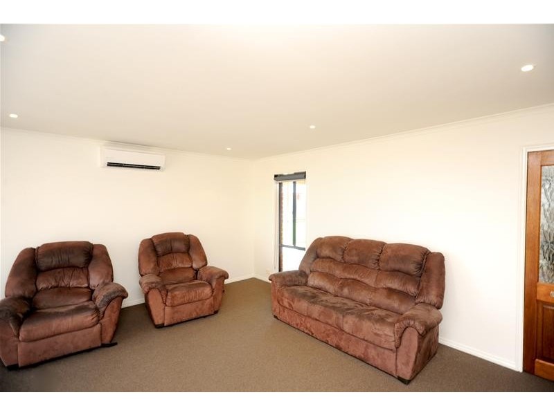 15-17 Fantail Court, Leopold VIC 3224