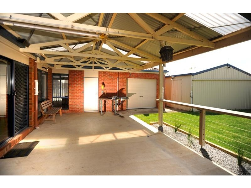 15-17 Fantail Court, Leopold VIC 3224