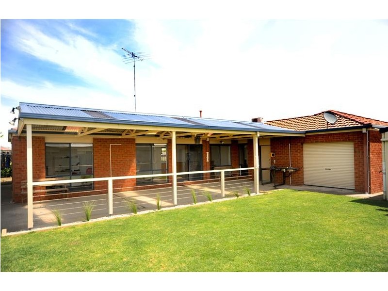 15-17 Fantail Court, Leopold VIC 3224