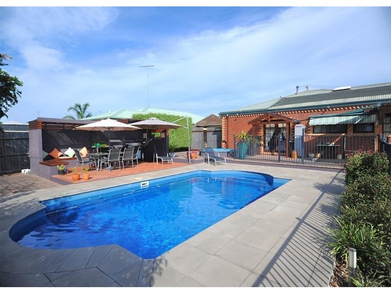 35-37 Cornthwaite Crescent, Leopold VIC 3224