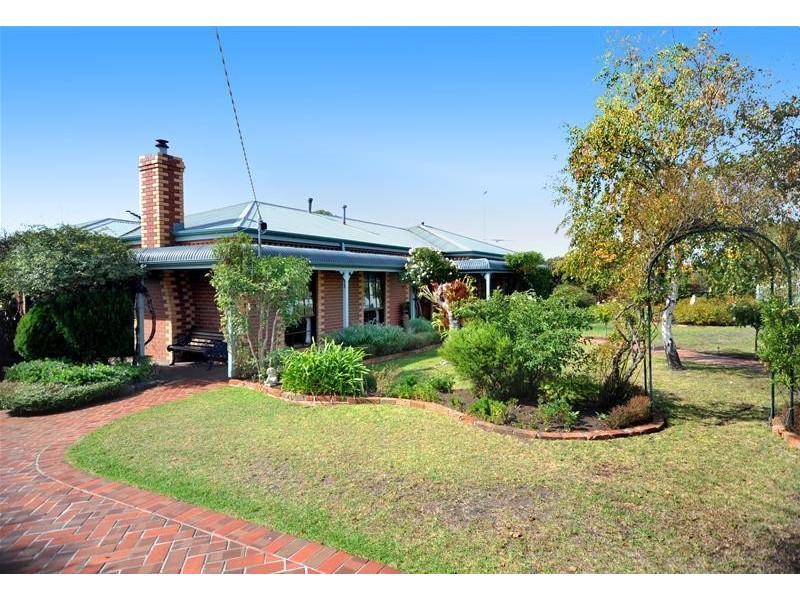 35-37 Cornthwaite Crescent, Leopold VIC 3224