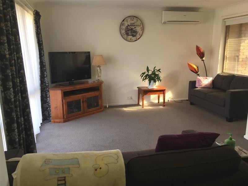 28 Burlington Crescent, Leopold VIC 3224