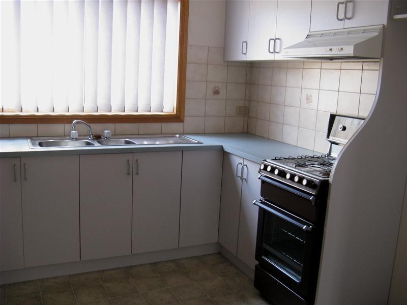 1/19 Hazelwood Crescent, Leopold VIC 3224