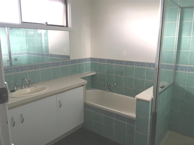 9 Mitchell Drive, Leopold VIC 3224