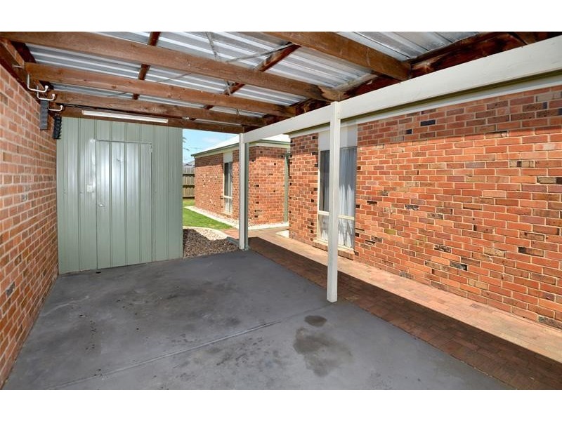 8/15 – 19 Thompson Street, Whittington VIC 3219