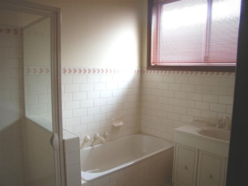 39 Heytesbury Drive, Leopold VIC 3224