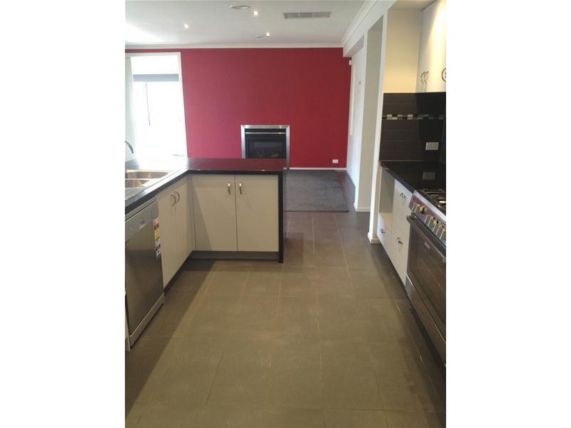 12 Morrow Crescent, Leopold VIC 3224