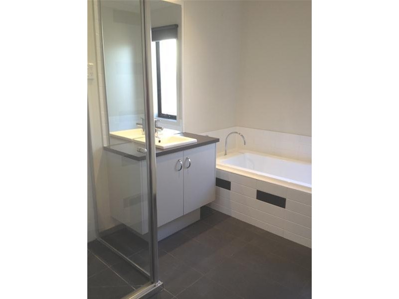 12 Morrow Crescent, Leopold VIC 3224