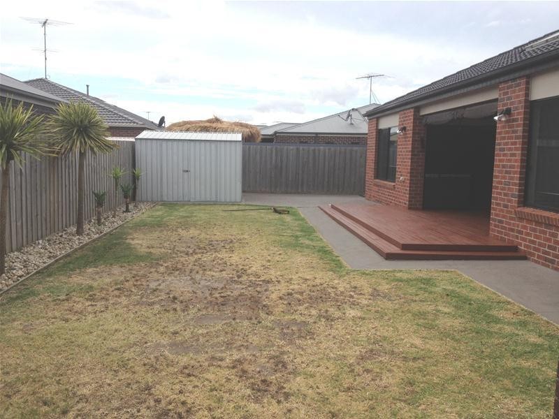 12 Morrow Crescent, Leopold VIC 3224