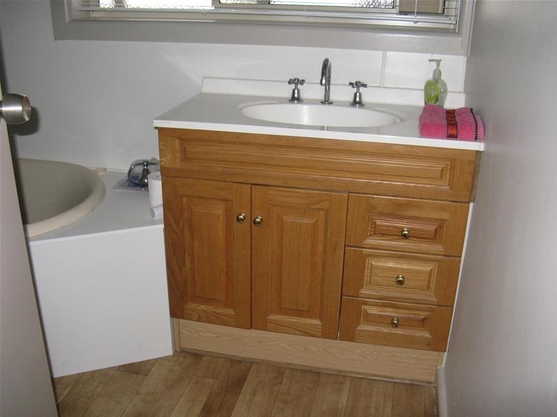 11 Charlotte Avenue, Newcomb VIC 3219