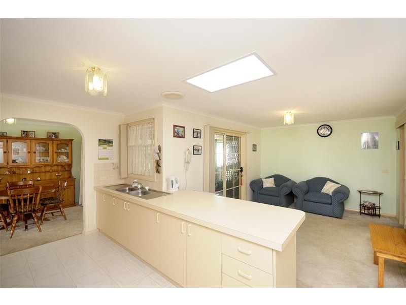 24 The Court, Leopold VIC 3224
