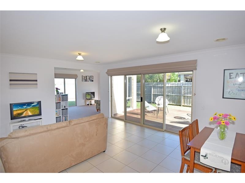 11 Morrow Crescent, Leopold VIC 3224