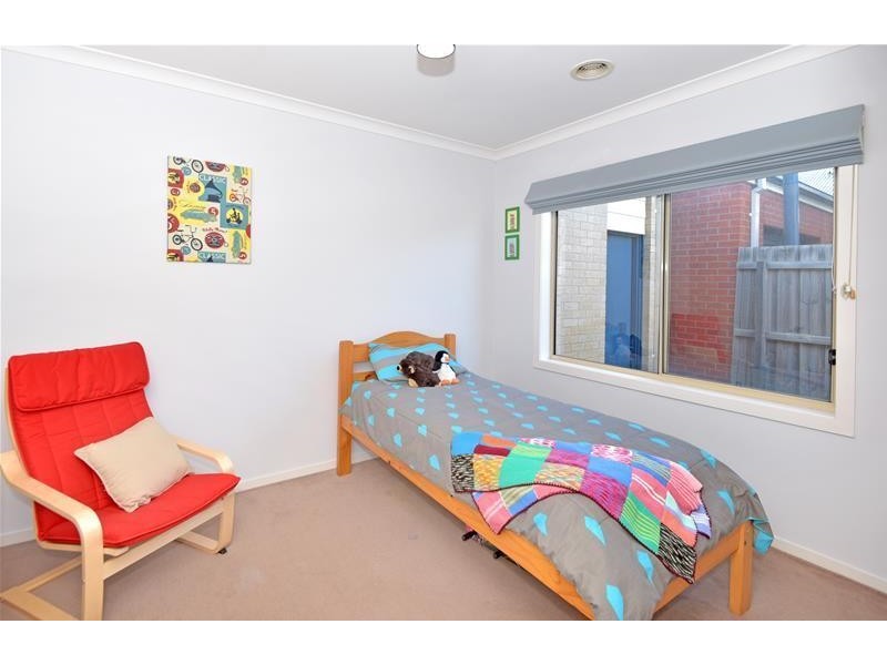 11 Morrow Crescent, Leopold VIC 3224