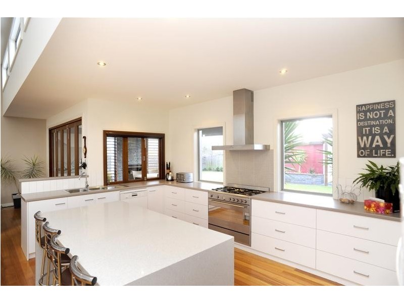 9-11 Trumper Crescent, Leopold VIC 3224