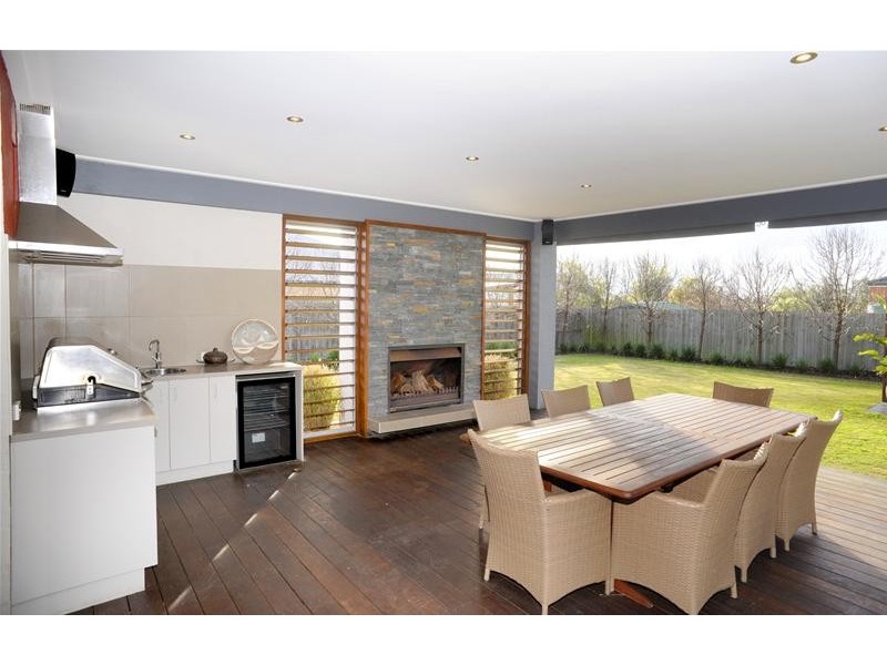 9-11 Trumper Crescent, Leopold VIC 3224