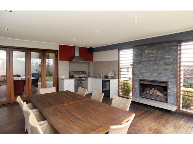 9-11 Trumper Crescent, Leopold VIC 3224