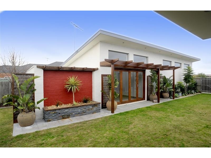 9-11 Trumper Crescent, Leopold VIC 3224