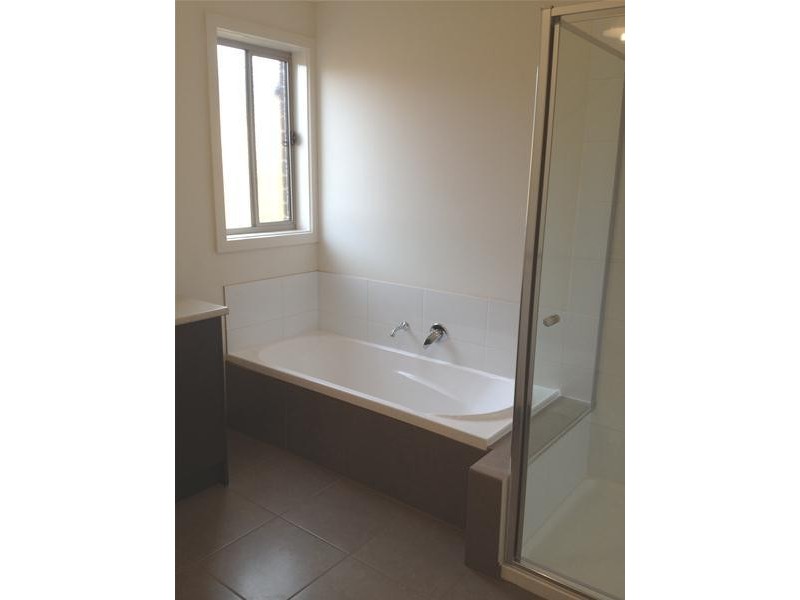 6 Coffee Rock Drive, Leopold VIC 3224