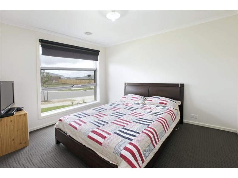 61 Hillclimb Drive, Leopold VIC 3224