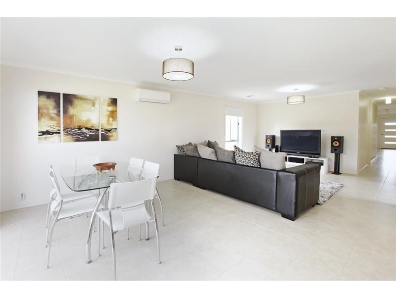 61 Hillclimb Drive, Leopold VIC 3224