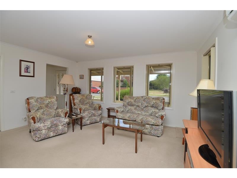 1/30 Trumper Crescent, Leopold VIC 3224