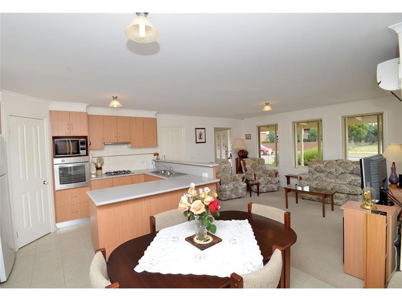 1/30 Trumper Crescent, Leopold VIC 3224