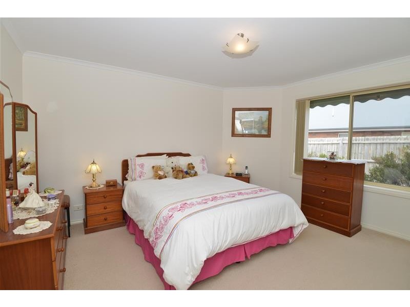 1/30 Trumper Crescent, Leopold VIC 3224