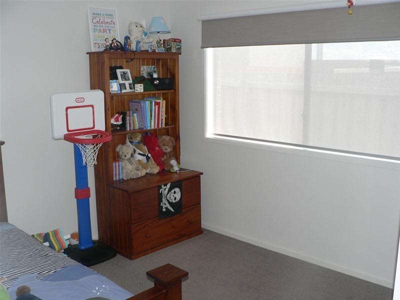 17 Pickworth Drive, Leopold VIC 3224