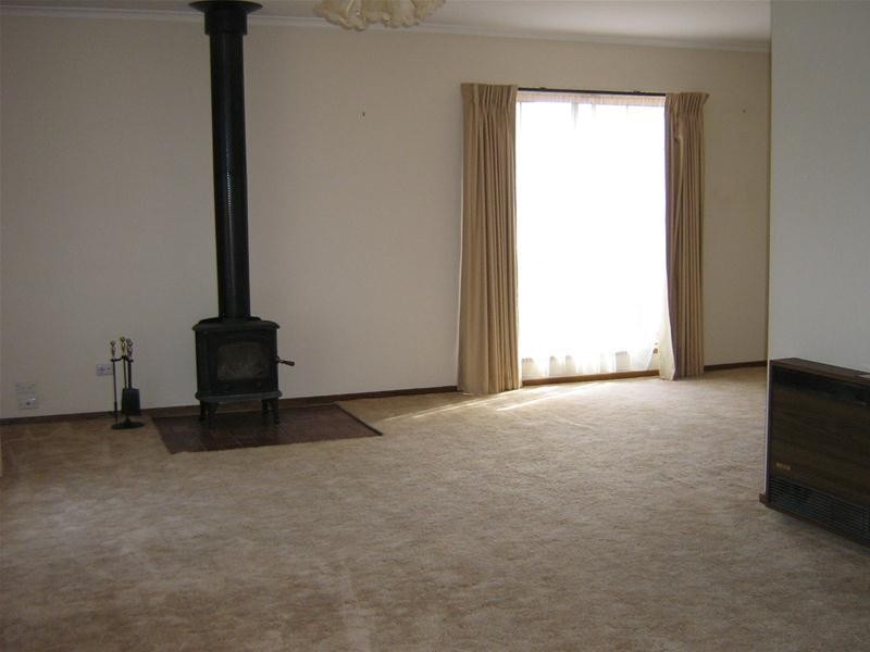 2/40 Kensington Road, Leopold VIC 3224