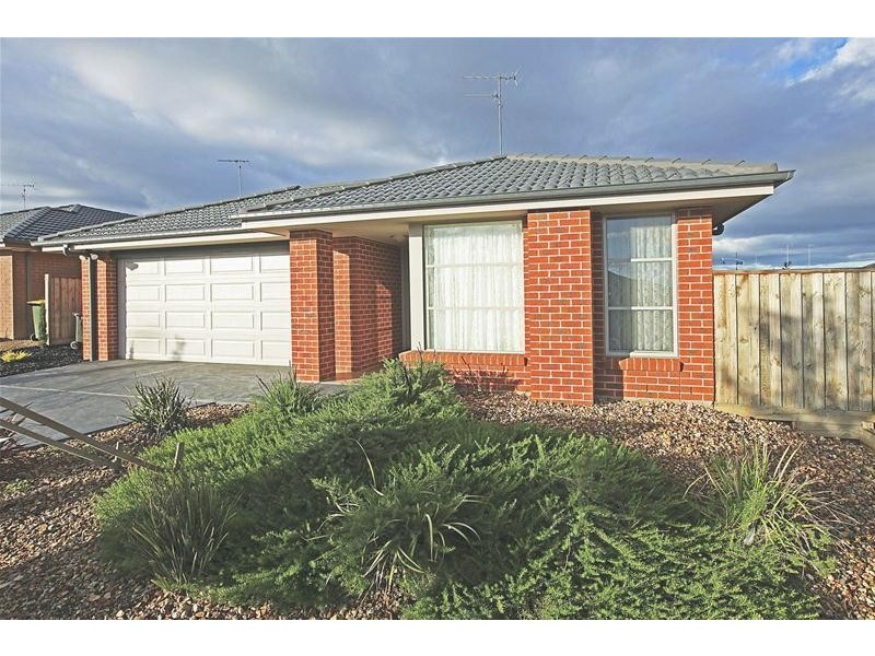 20 Shoaling Drive, Leopold VIC 3224