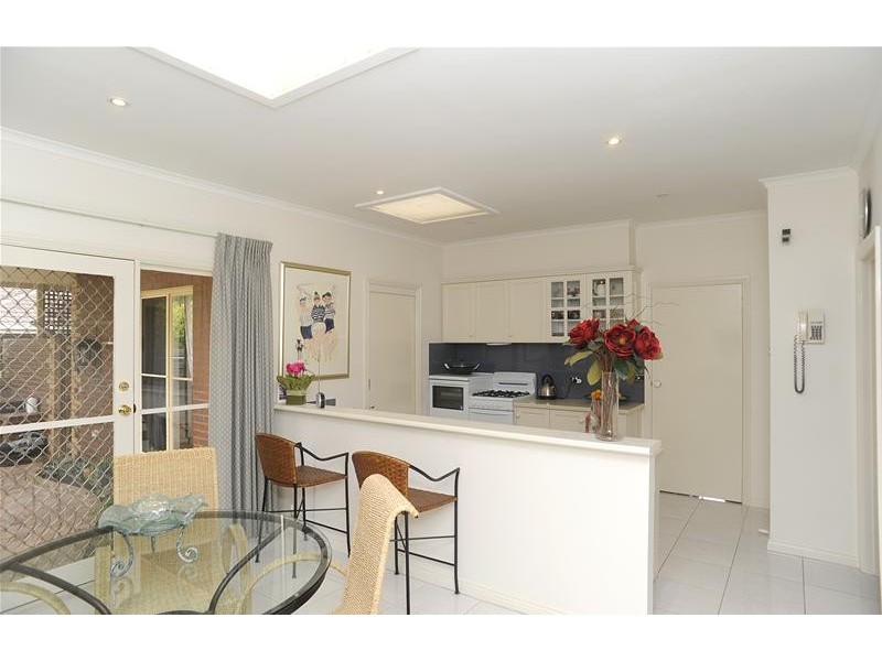 9/51-53 Helms Street, Newcomb VIC 3219