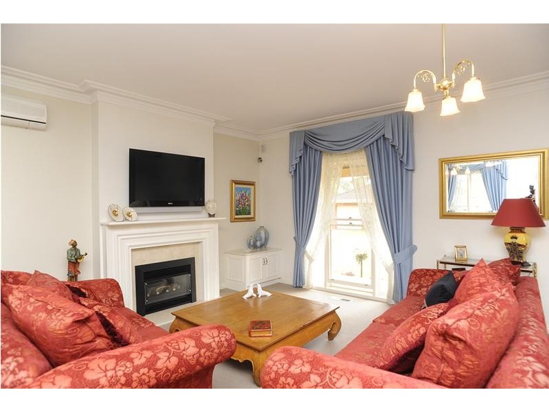 9/51-53 Helms Street, Newcomb VIC 3219