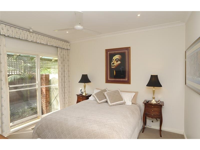 9/51-53 Helms Street, Newcomb VIC 3219