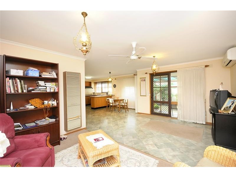 10 Woodleigh Close, Leopold VIC 3224