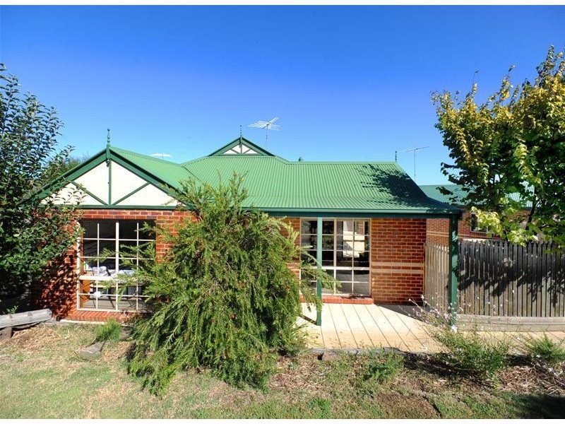 27 Vicarage Road, Leopold VIC 3224