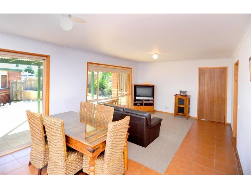 27 Vicarage Road, Leopold VIC 3224