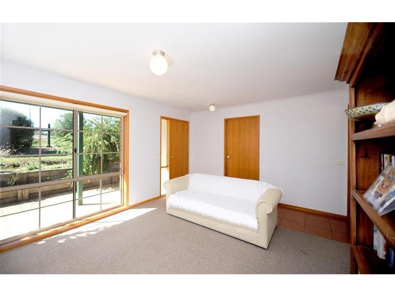 27 Vicarage Road, Leopold VIC 3224