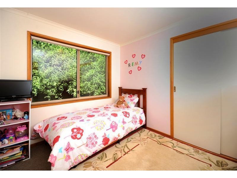 27 Vicarage Road, Leopold VIC 3224