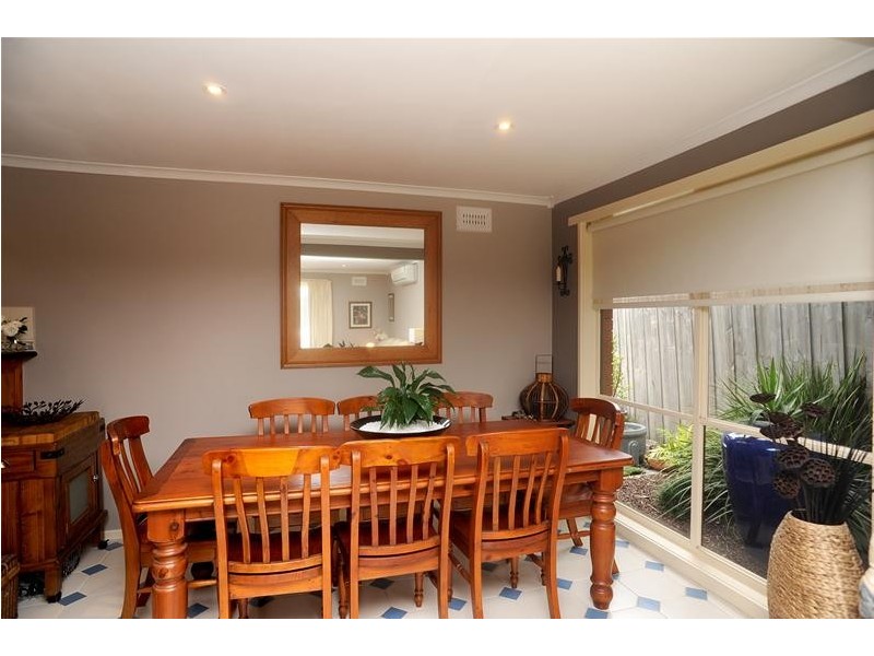 10 Gallois Gardens, Leopold VIC 3224