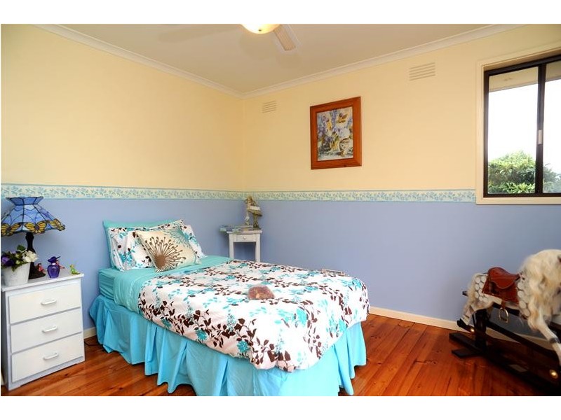 10 Gallois Gardens, Leopold VIC 3224