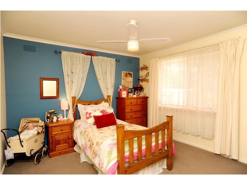 10 Gallois Gardens, Leopold VIC 3224