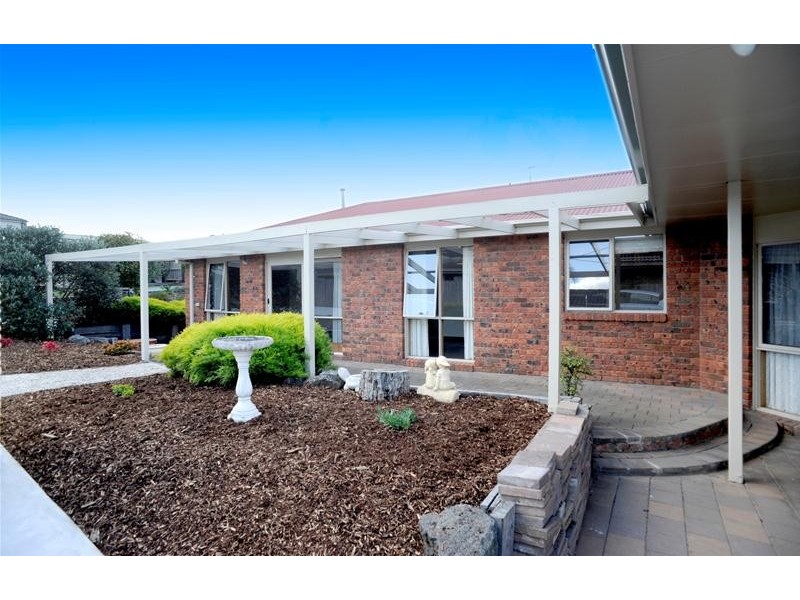 21 Highland Way, Leopold VIC 3224