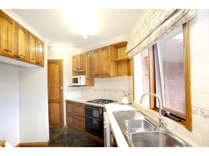 21 Highland Way, Leopold VIC 3224