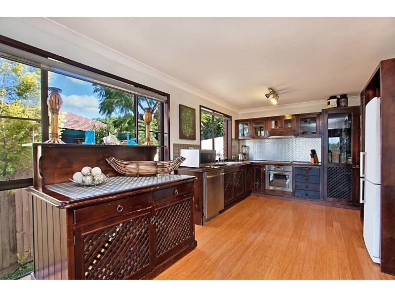 6 Hovea Court, Elanora QLD 4221